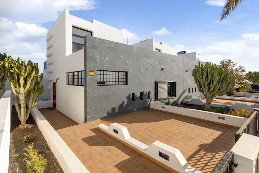 Villa Ramimedi 4 Tías Екстериор снимка